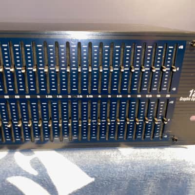 DBX 1231 Single Channel 31-Band Graphic Equaliser image 3