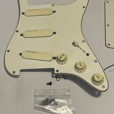 1988 Fender Stratocaster Plus Factory Loaded Pickguard Gold Lace Sensors TBX image 3
