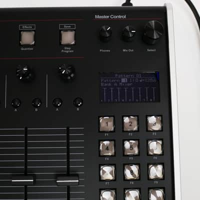 ISLA Instruments S2400 + Decksaver image 8