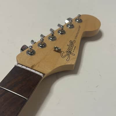 Fender Squier Stratocaster neck loaded maple rosewood neck tuners image 6