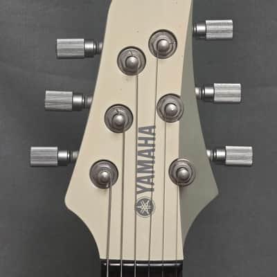 Yamaha RGX A2 - White/Gray image 4