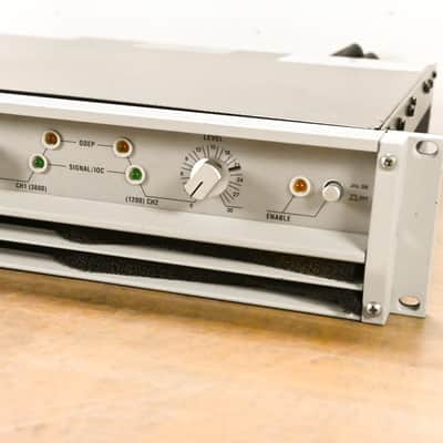 Crown Macro-Tech 36x12 2-Channel Power Amplifier CG015TK image 2