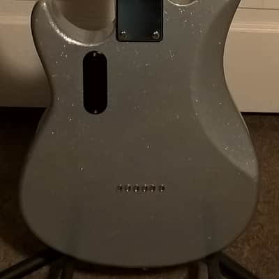 Peavey Rockmaster--Silver Sparkle; Built-In Tuner & Headphone Amp; Upgraded PU; Great Cond.; Gig Bag image 6