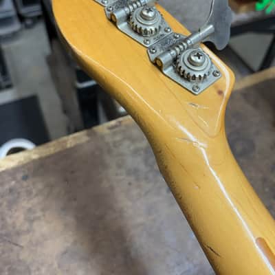 Fender Bullet Bass Deluxe (B-34) 1981 - 1983 - Red image 7