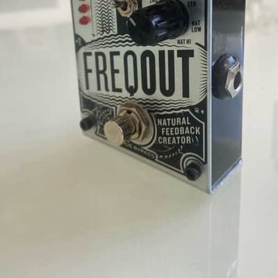 DigiTech FreqOut Natural Feedback Creator 2010s - Silver/Black image 2