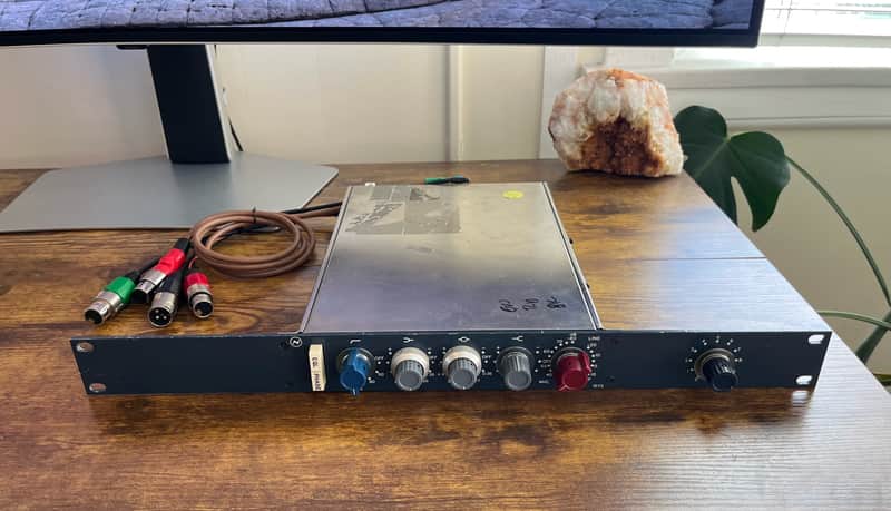 Vintage Neve 1073 Preamp | EQ image 1