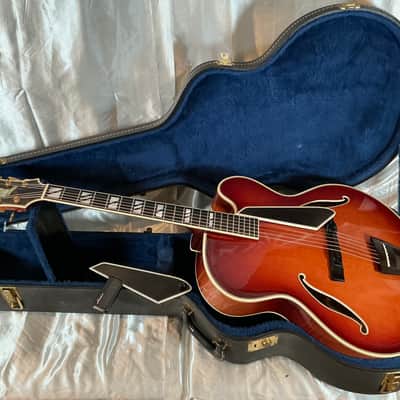 1975 D'Aquisto New Yorker MINT Sunburst Hollowbody Guitar With Original Hard Shell Case image 2