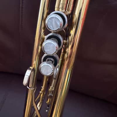 Holton TR-602 Bb Trumpet SN 960691 image 3