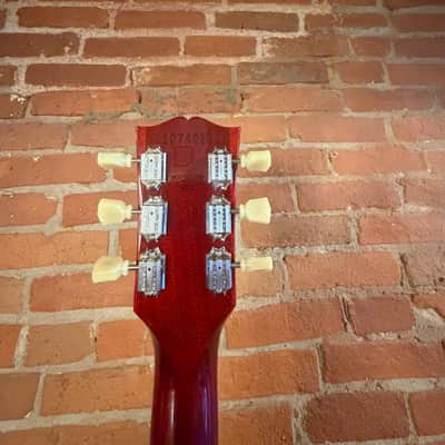 Gibson Les Paul 70's Deluxe 2023-2024 Wine Red image 3