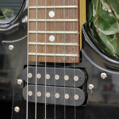 Ibanez Gio GRX20-BKN Dual Humbucker 6-String Electric Guitar - Black image 5