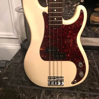 Fender American Standard Precision Bass 2009 Olympic White w/ Rosewood  MINT-Upgraded ATA Case image 1