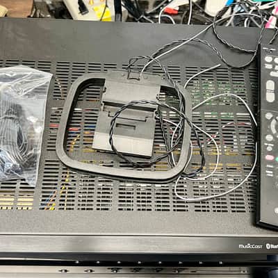 Yamaha TSR-5790 7.2-Ch Wi-Fi,BT,MusicCast,AirPlay Receiver w/ Remote, Set-Up Mic, AM/FM Antennas; Tested image 4