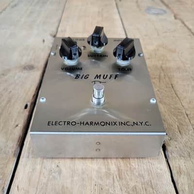 Electro-Harmonix Big Muff Pi Triangle V1 w/ On/Off Switch 1969-1971 Stupid Clean, Near Mint image 2