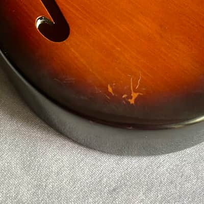 Fender American Vintage '69 Telecaster Thinline Reissue 2-Color Sunburst 2011 image 3