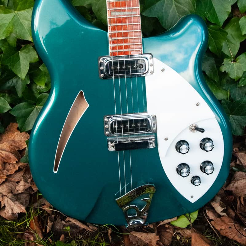 1991 – 2003 Rickenbacker 360 Turquoise