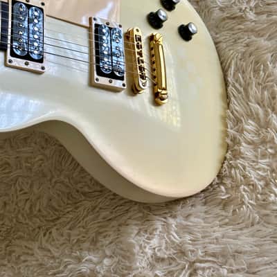 Gibson Les Paul Studio Alpine White Electric Guitar image 23