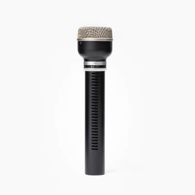 Warm Audio WA-19B 60’s Vintage Style Dynamic Microphone Black image 2
