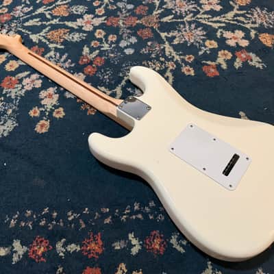 2005 Fender Standard Stratocaster - Arctic White image 6