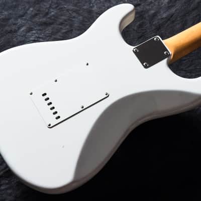 Fender Japan Traditional '60s Stratocaster 2023 - Olympic White- VERY GOOD condition image 12