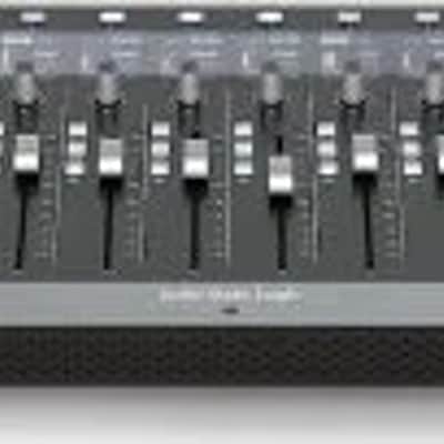 UF8 - Advanced DAW Controller image 5