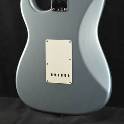 Mint Fender '68 Stratocaster DLX Closet Classic - Aged Blue Ice Metallic image 8