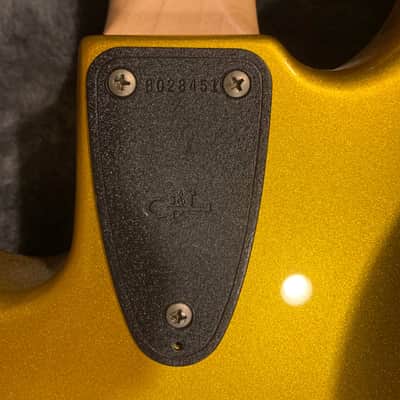 G&L SB-2 1994 Yukon Gold Metallic - Maple Neck - nearly mint image 6