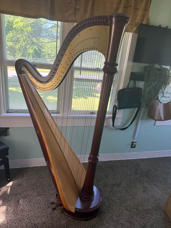 Lyon & Healy 85 Concert Grand (Extended Soundboard) 2004 - Mahogany image 1