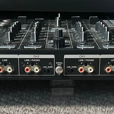 Pioneer DDJ-SX3 4-Channel Serato DJ Controller 2010s - Black image 8