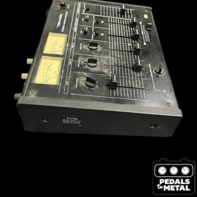 Realistic Stereo Mixing Console - Black - X173 image 4