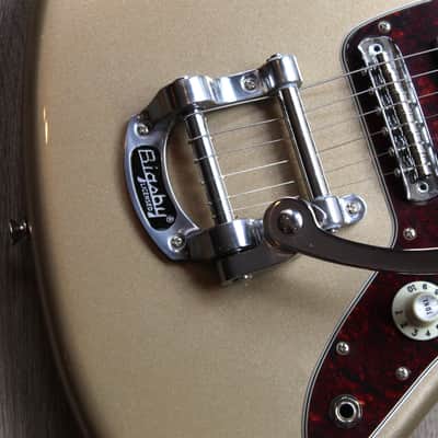 FENDER "Gold Foil Jazzmaster, Ebony Fingerboard, Shoreline Gold" GIGBAG, 3, 76 KG image 4