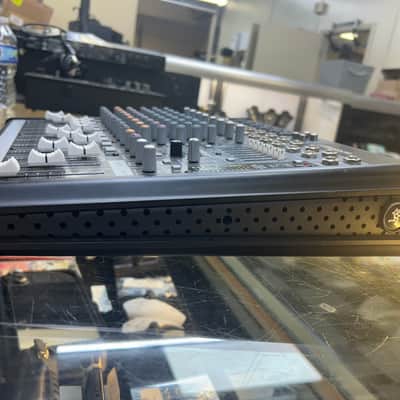 Mackie ProFX12 12-Channel Effects Mixer 2009 - 2015 - Dark Gray image 5