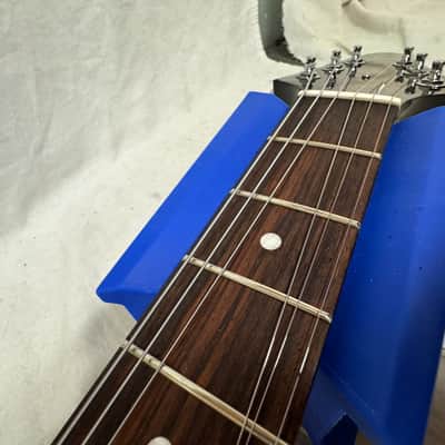 Gibson DSVE00EBCH1 '80s 1980s Flying V Guitar with Case 2023 - Ebony / Black image 19
