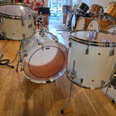 Drum Kits - Yamaha Absolute Hybrid Maple 14x22 9x13 15x16 Drum Kit (Polar White) image 11