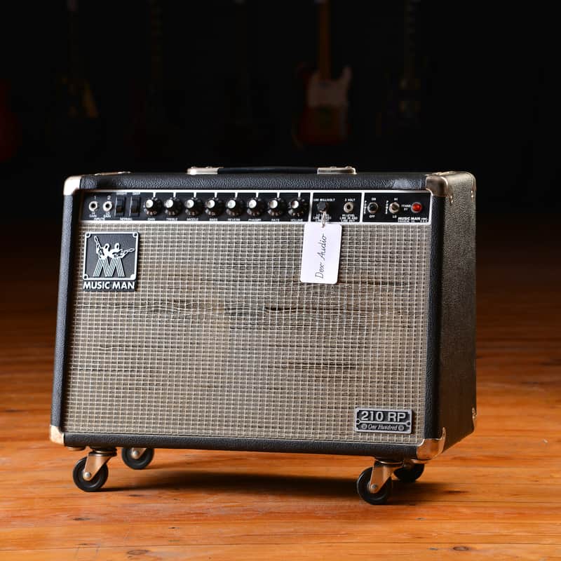 1980 – 1984 Music Man 210 RP One Hundred 100-Watt 2×10″ Guitar…