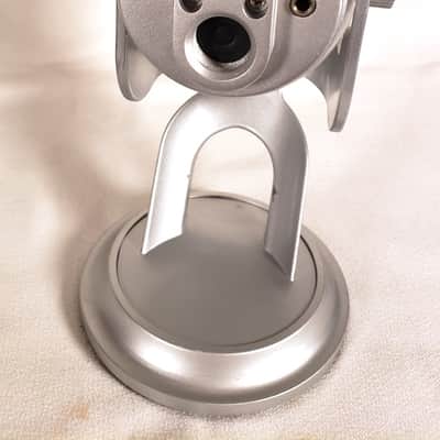 Blue Yeti Professional Multi-Pattern USB Condenser Microphone - Silver image 6