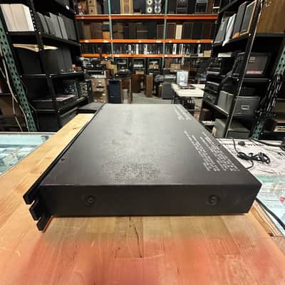 The Nikko Gamma 20 Vintage Digital FM Stereo Tuner image 4