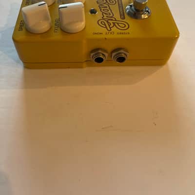 TC Electronic Gravy Tri Chorus & Vibrato Stereo Rare Guitar Effect Pedal image 2