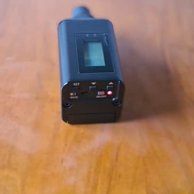 Sennheiser 🔥 Sennheiser SKP 500 G4 Plug-On Transmitter – 799–865 MHz – Pro Level – Advanced & Reliable image 5