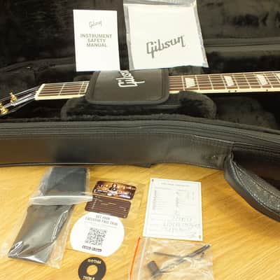 Gibson Les Paul Studio Ebony Gold Hardware 2025 image 2
