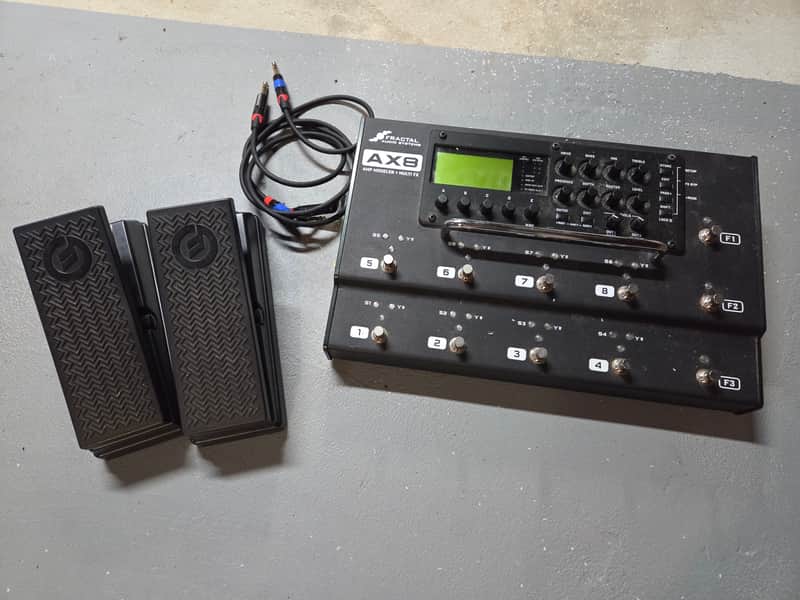 Fractal Audio AX8 2015 - Black