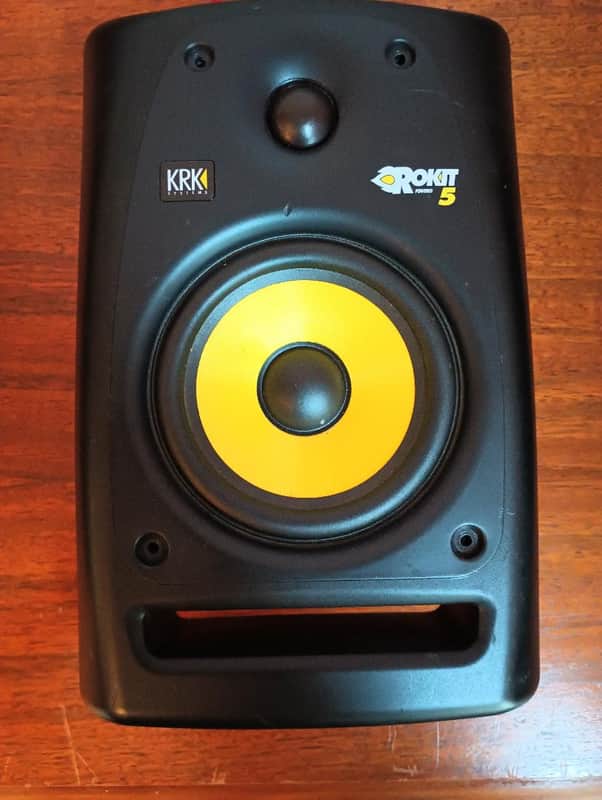 Single KRK ROKIT 5 RPG2 front panel with woofer and tweeter - 2000's image 1
