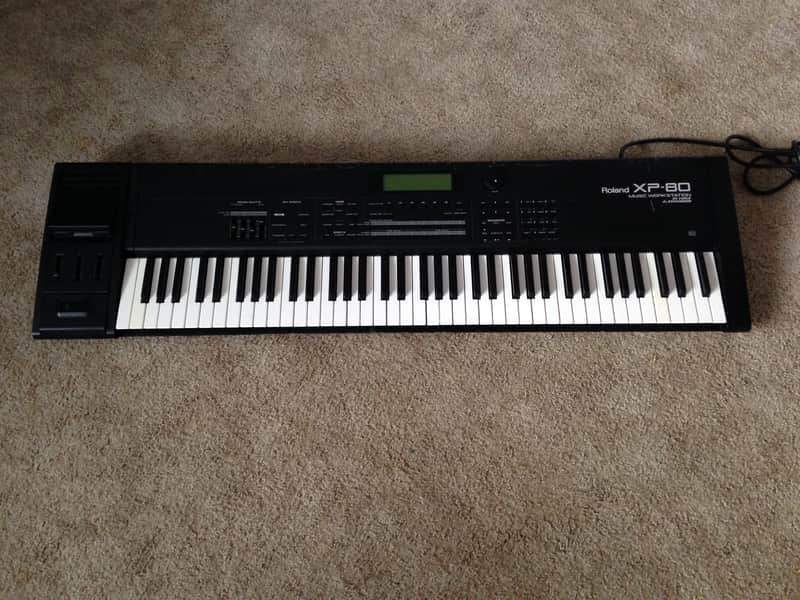 Roland XP-80 keyboard image 1
