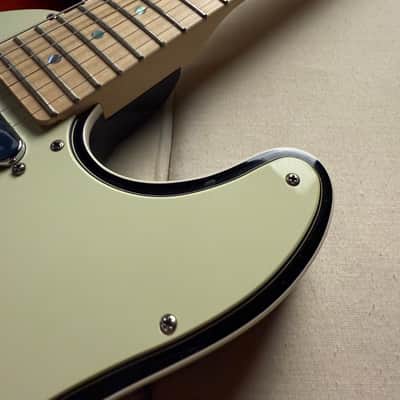 Fender American Deluxe Telecaster with Maple Fretboard 2004 - 2010 - 3-Color Sunburst image 6