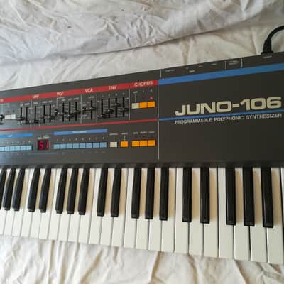 Roland Juno-106 61-Key Programmable Polyphonic Synthesizer 1984 - 1985 - Black image 3