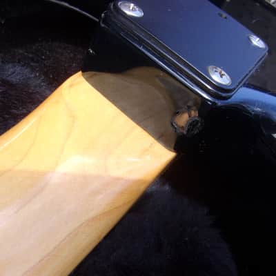 UPDATE: MIJ Squier LEFTY Strat, E6 serial, Duncan's, one knob, OG block/tuners, no stripe, Cipollina image 10