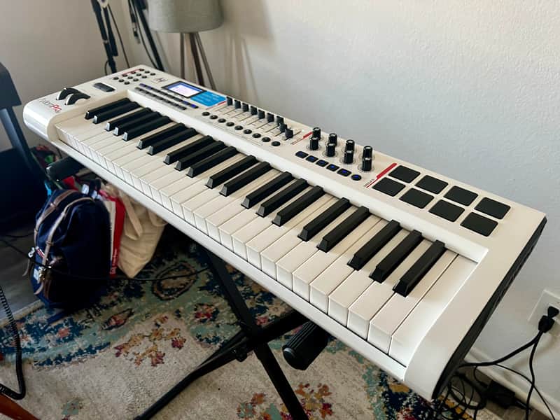 M-Audio Axiom Pro 49 Key USB MIDI Keyboard Controller 2010s - White