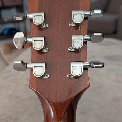 1975 Guild S-100 - Carved image 9