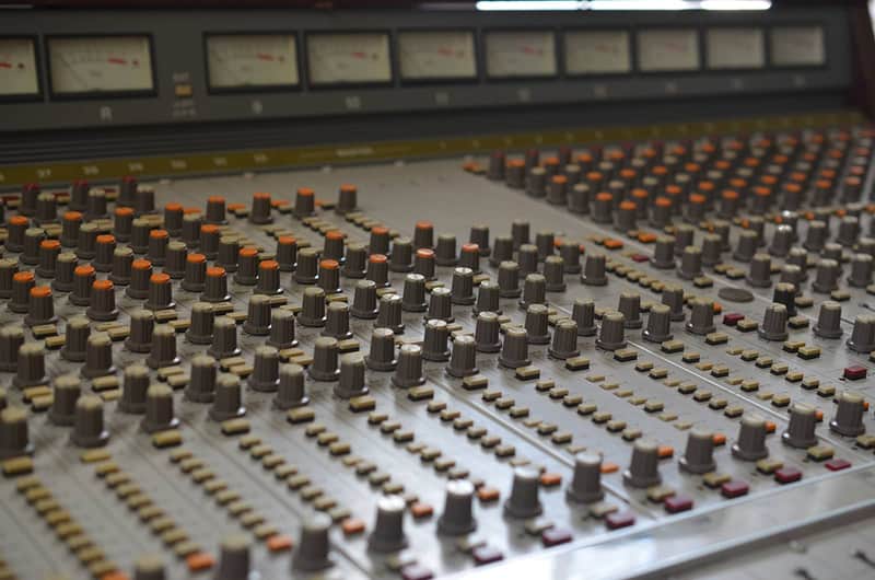 Tascam M600 | 32 Channel (16ch bus) | Vintage Recording Console