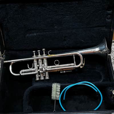 E-Benge Los Angeles MLP 3 bell Silver Trumpet w Case image 1
