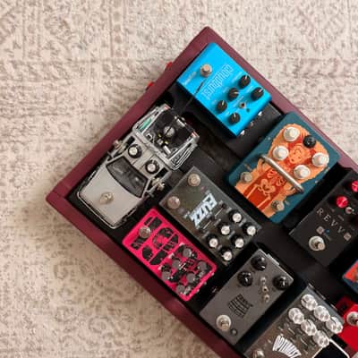 Bolt Custom Pedalboard - Burgundy Tolex | Handmade image 12